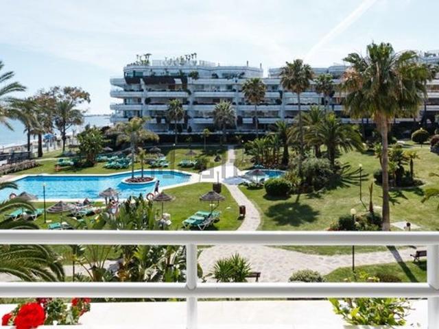 Piso, Las Lomas de Río Verde, Marbella
