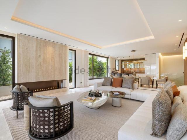 Piso, Las Lomas de Río Verde, Marbella
