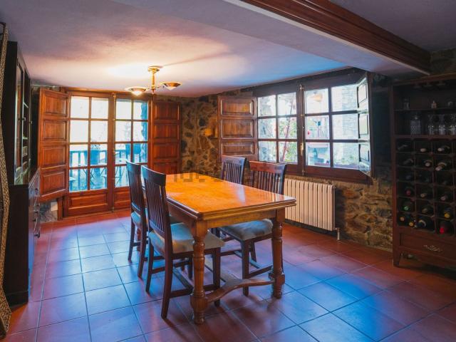Piso, Les Valls de Valira