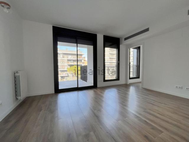 Piso, Les Arenes, Terrassa