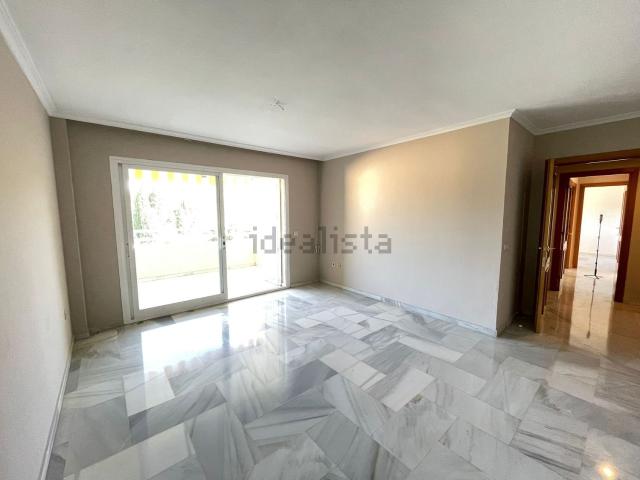 Piso, Limonar, Málaga
