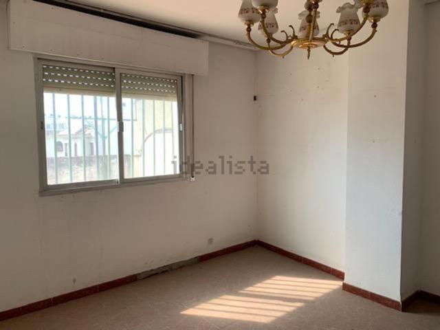 Piso, Linares