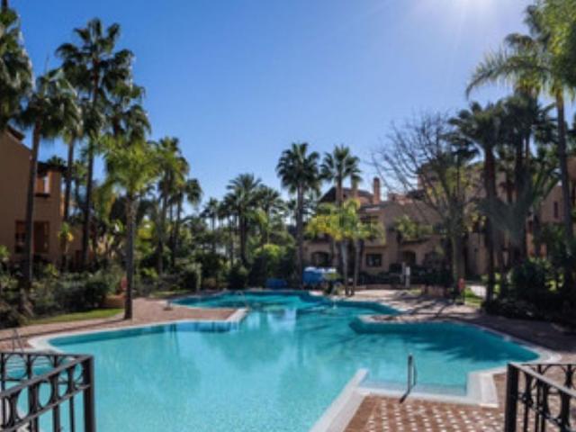Piso, Linda Vista Nueva Alcántara Cortijo Blanco, Marbella