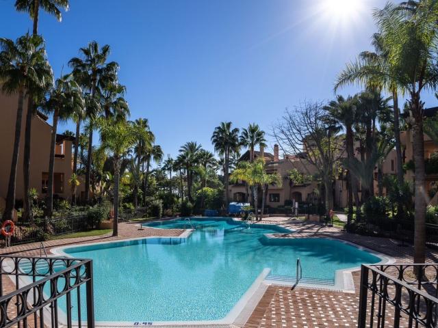 Piso, Linda Vista Nueva Alcántara Cortijo Blanco, Marbella