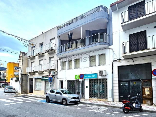 Piso, Llançà