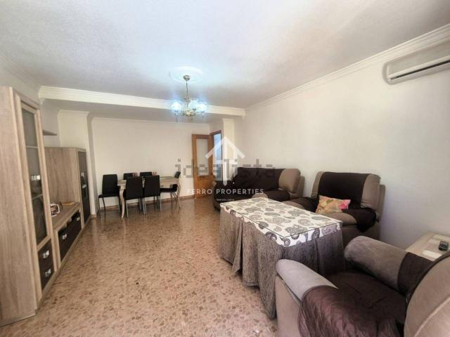 Piso, Loja