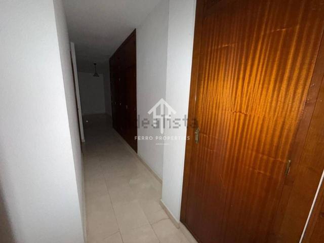 Piso, Loja