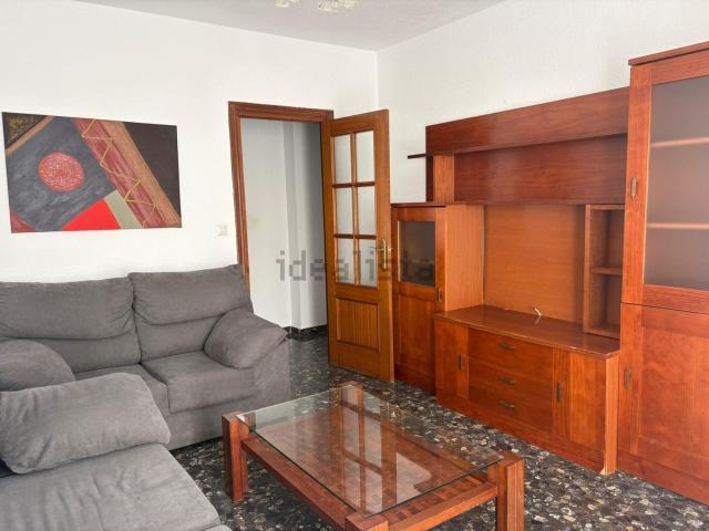 Piso, Loja