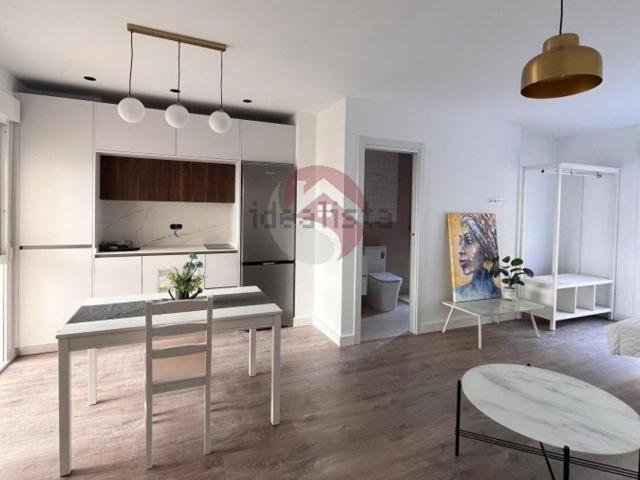 Piso, Los Castillejos La Trinidad, Málaga