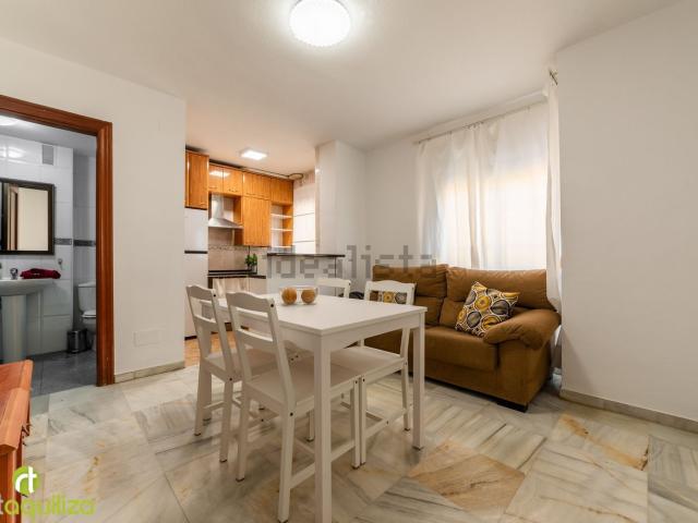 Piso, Los Castillejos La Trinidad, Málaga