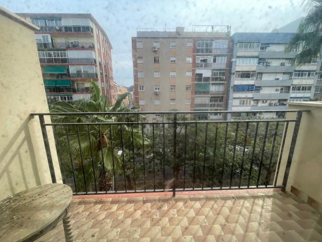 Piso, Los Castillejos La Trinidad, Málaga