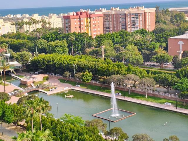 Piso, Los Guindos Parque Mediterráneo Santa Paula, Málaga