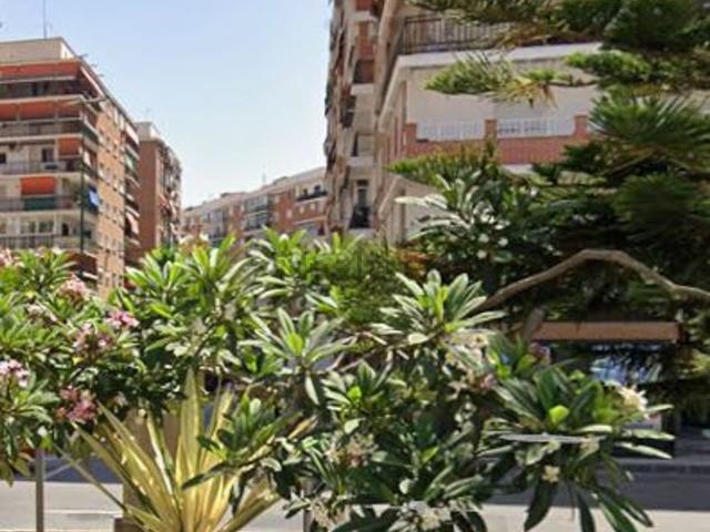 Piso, Los Guindos Parque Mediterráneo Santa Paula, Málaga