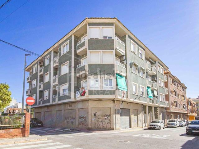Piso, Los Montesinos