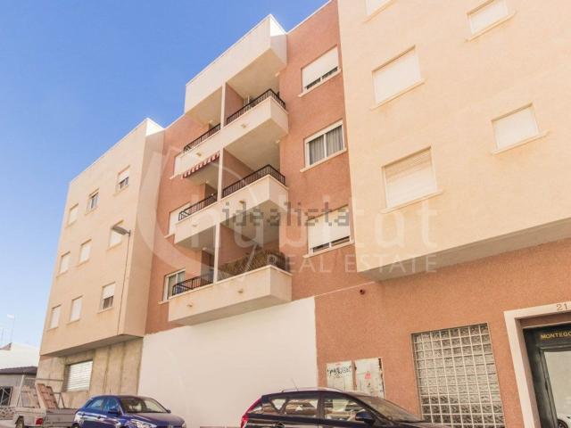 Piso, Los Montesinos