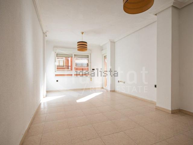 Piso, Los Montesinos