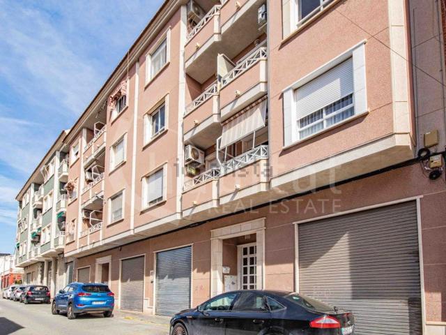 Piso, Los Montesinos