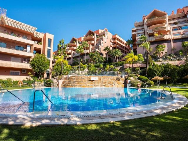 Piso, Los Naranjos, Marbella