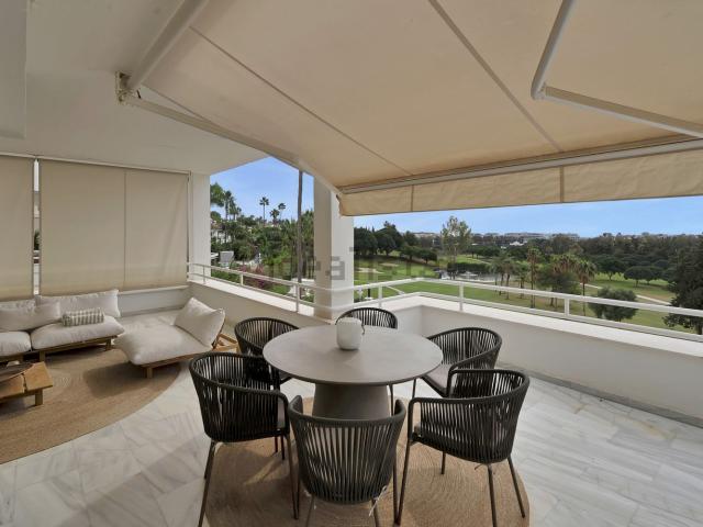 Piso, Los Naranjos, Marbella