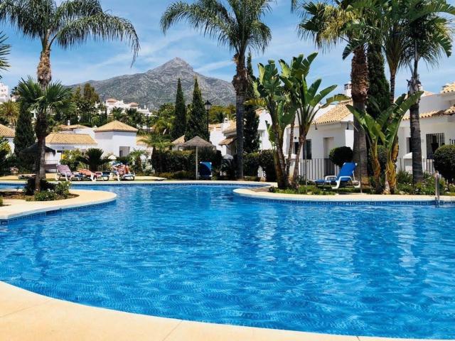 Piso, Los Naranjos, Marbella