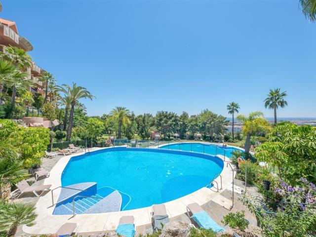 Piso, Los Naranjos, Marbella