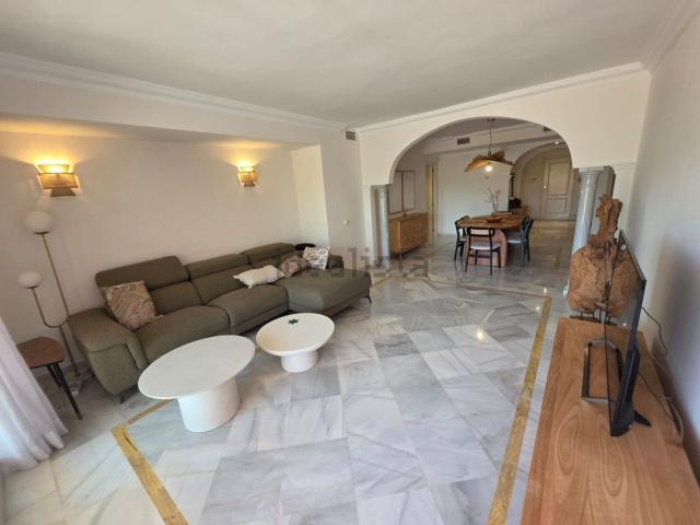 Piso, Los Naranjos, Marbella