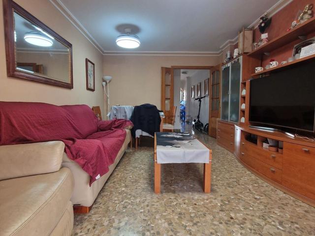 Piso, Los Olivos, Vélez Malaga