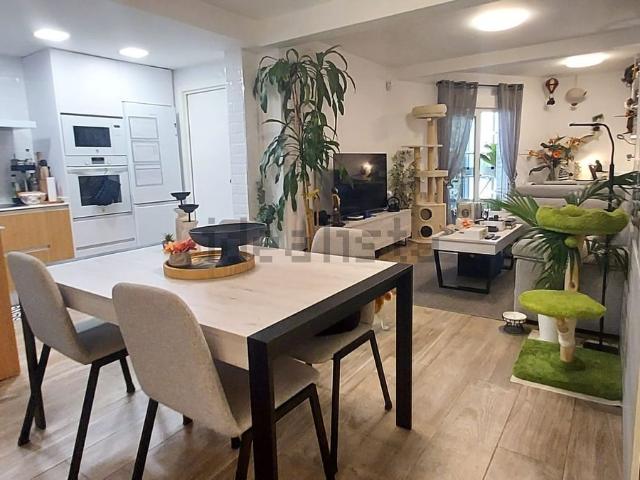 Piso, Pueblo Nuevo, Madrid