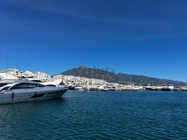 Piso, Puerto Banús, Marbella