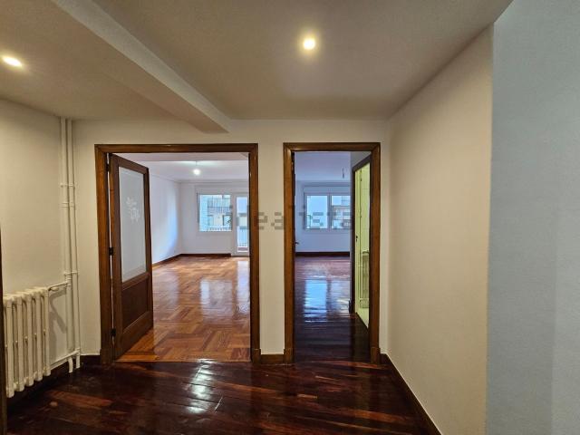 Piso, Pz Independencia, Vigo