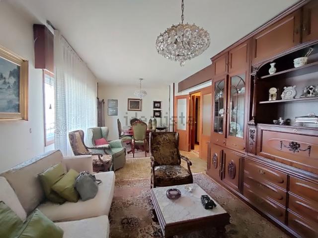 Piso, Pz Independencia, Vigo