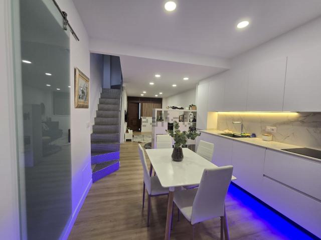 Piso, Pz Independencia, Vigo