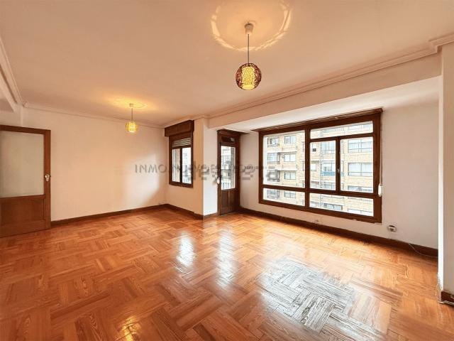 Piso, Pz Independencia, Vigo