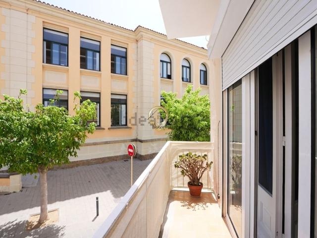 Piso, Palamós