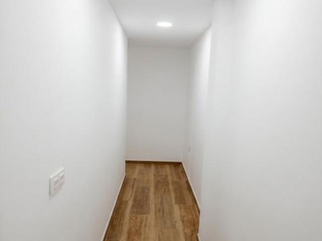 Piso para Estudiantes en Camino de Ronda, Granada | 4 Dormitorios y Reformado | Ref: DLR 681