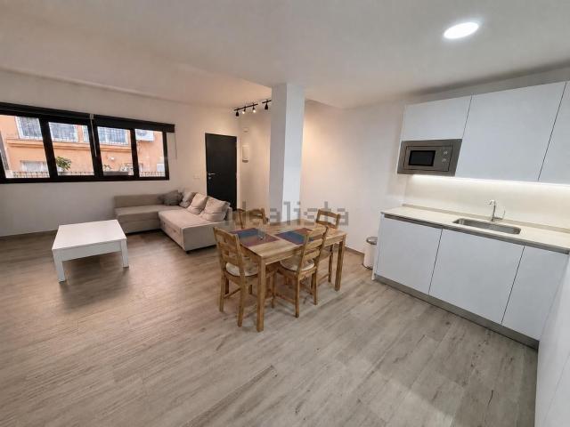 Piso, Pedregalejo Morlaco, Málaga