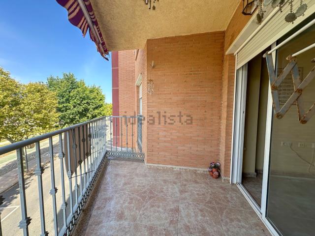 Piso, Pilar de la Horadada