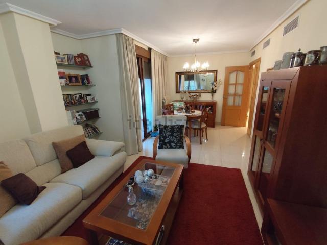 Piso, Pilar de la Horadada