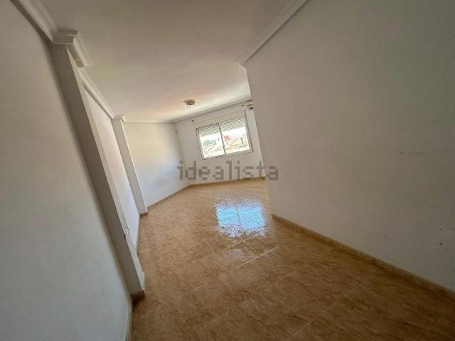 Piso, Pilar de la Horadada