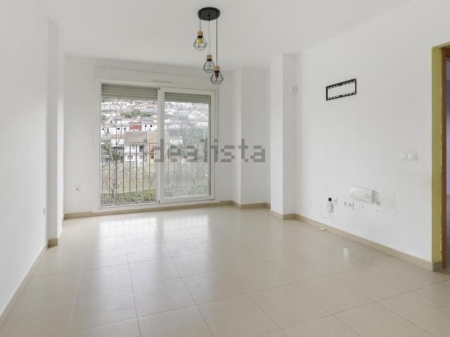 Piso, Pinos Puente