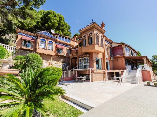 Piso, Pinares de San Antón, Málaga