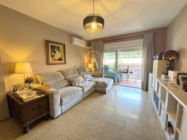 Piso, Pineda de Mar