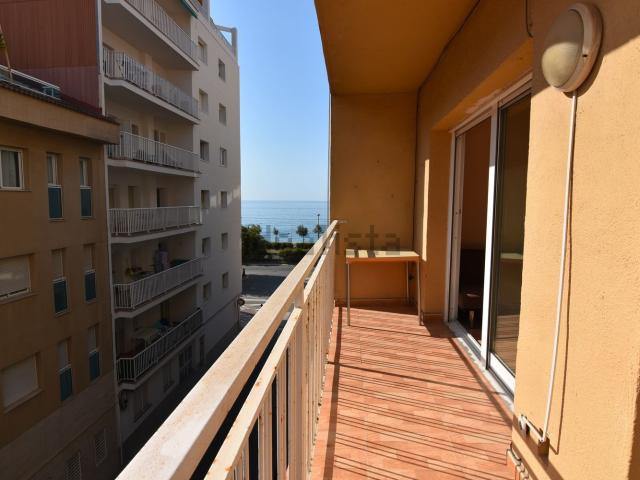 Piso, Pineda de Mar