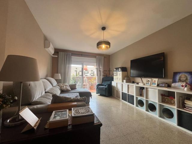 Piso, Pineda de Mar