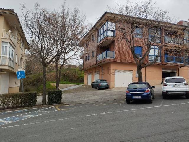 Piso, Plasencia