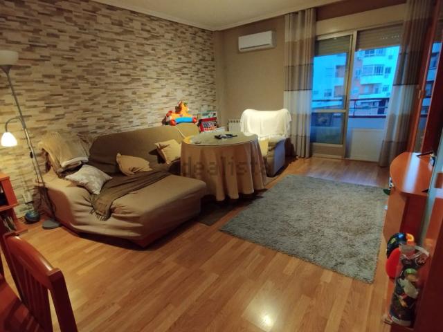 Piso, Plasencia