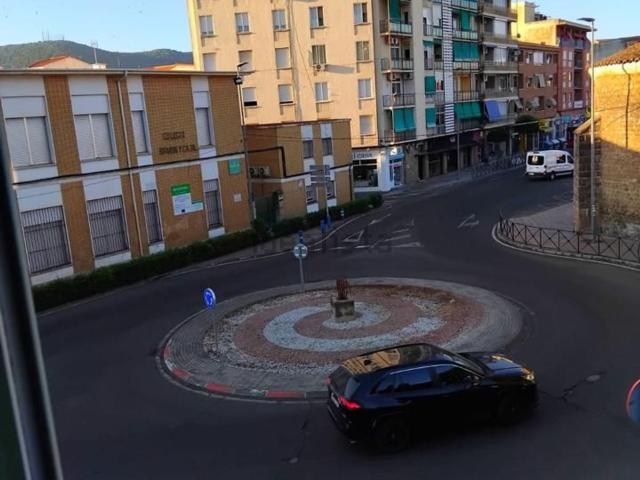 Piso, Plasencia