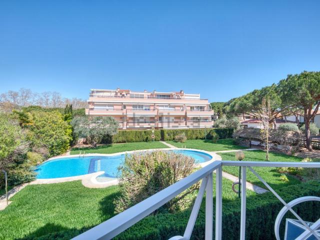 Piso, Platja Llarga, Castell Platja d&apos Aro