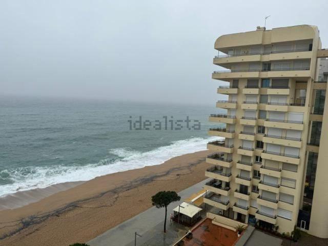 Piso, Platja Llarga, Castell Platja d&apos Aro