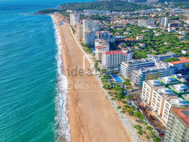 Piso, Platja Llarga, Castell Platja d&apos Aro
